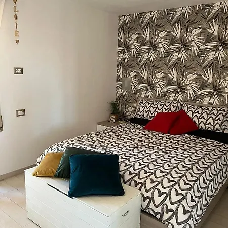 Апартаменты Placidian House *